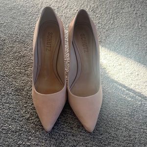Schutz Pumps